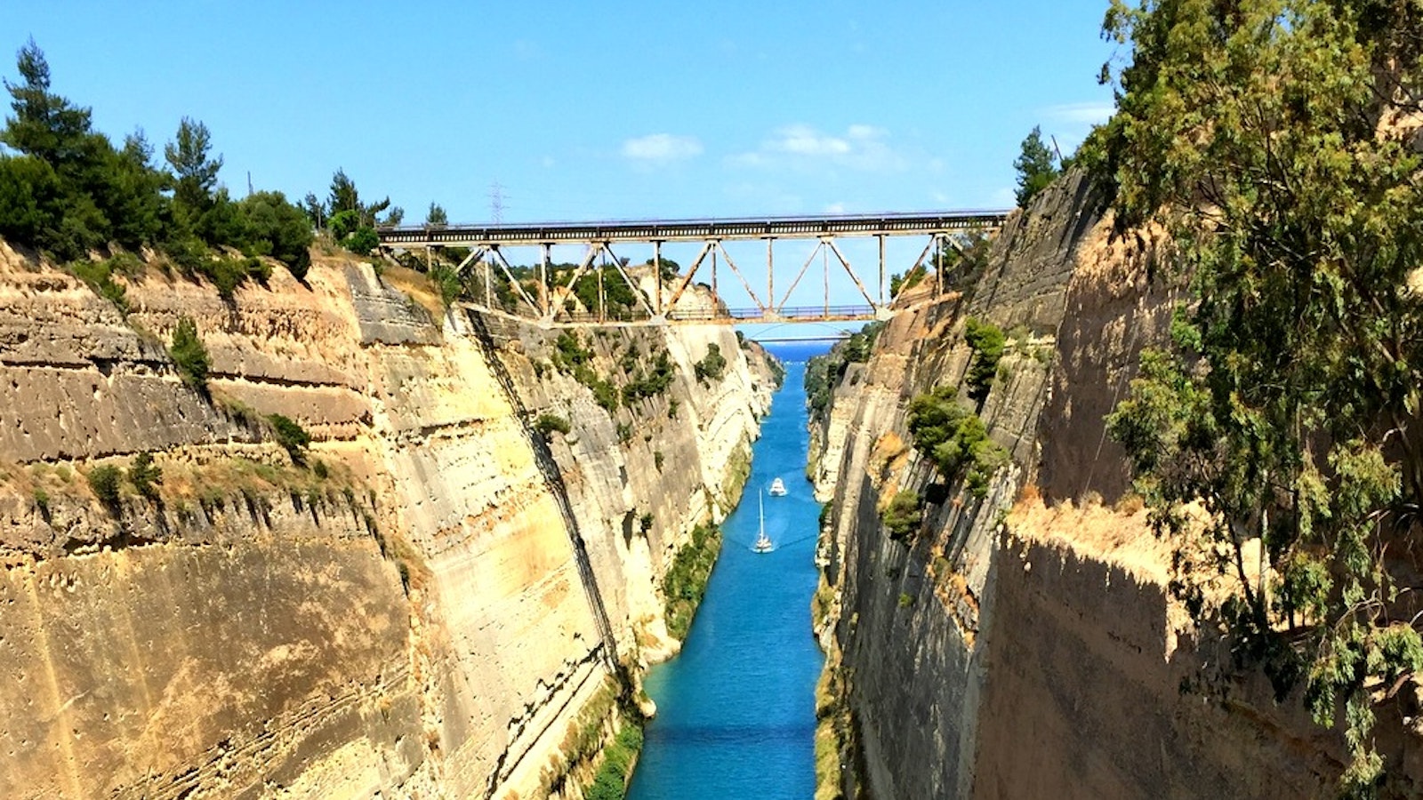 Bungee jump bridge over Corinth Canal