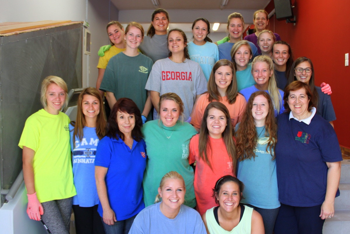 Serving in Greece • LeadAbroad