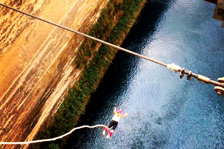 Bungee jumping in the Corinth Canal